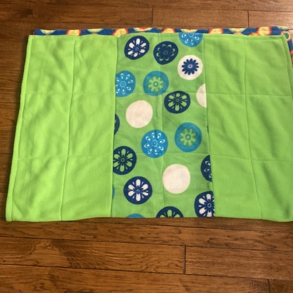 56”39” reversible made with love fleece blanket - Picture 4 of 5
